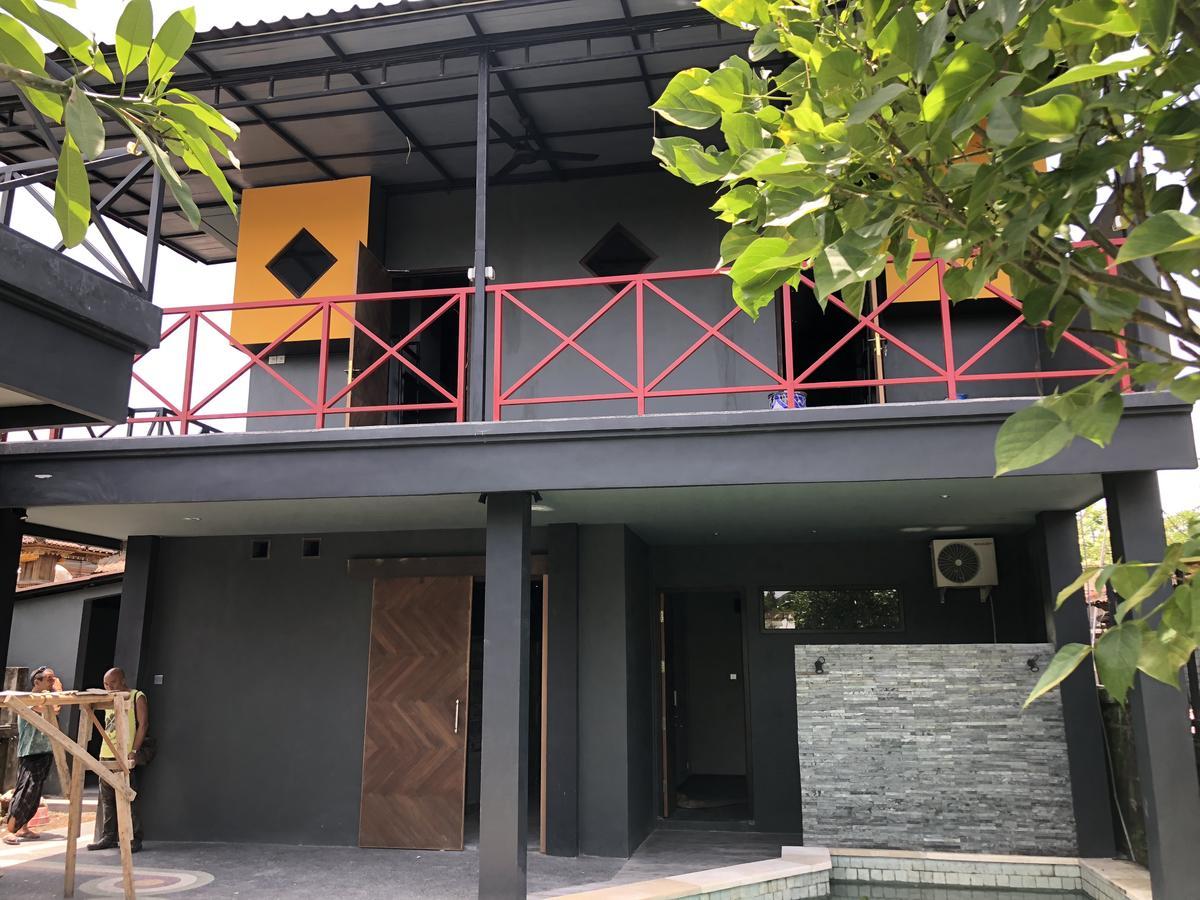 Hacco Capsule Hotel Ubud Exteriör bild